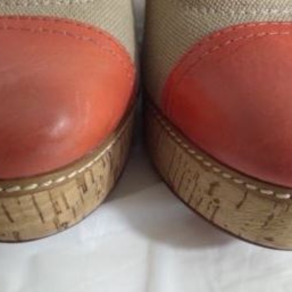 Tory Burch Beige Tan Orange Sole Cap Toe  10.5 - Picture 3 of 8